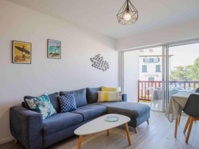 Appartement Cosy 3* avec Terrasse, Piscine et Parking Privé à 10 min de la Plage d’Erromardie - FR-1-4-524